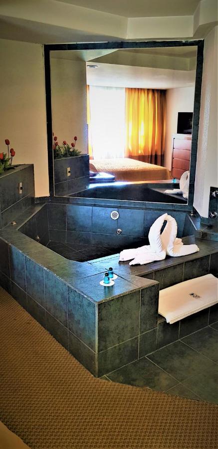Hotel Finisterre Città del Messico Esterno foto